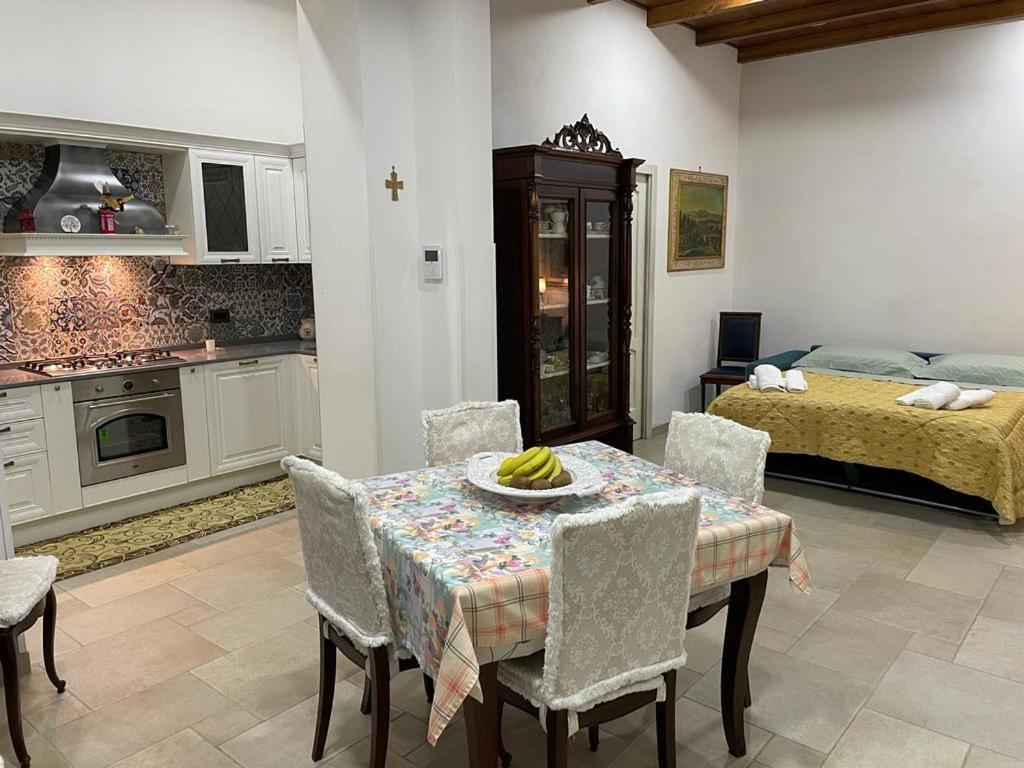 Sasha House Casa Vacanze Франкавілла-Фонтана Екстер'єр фото